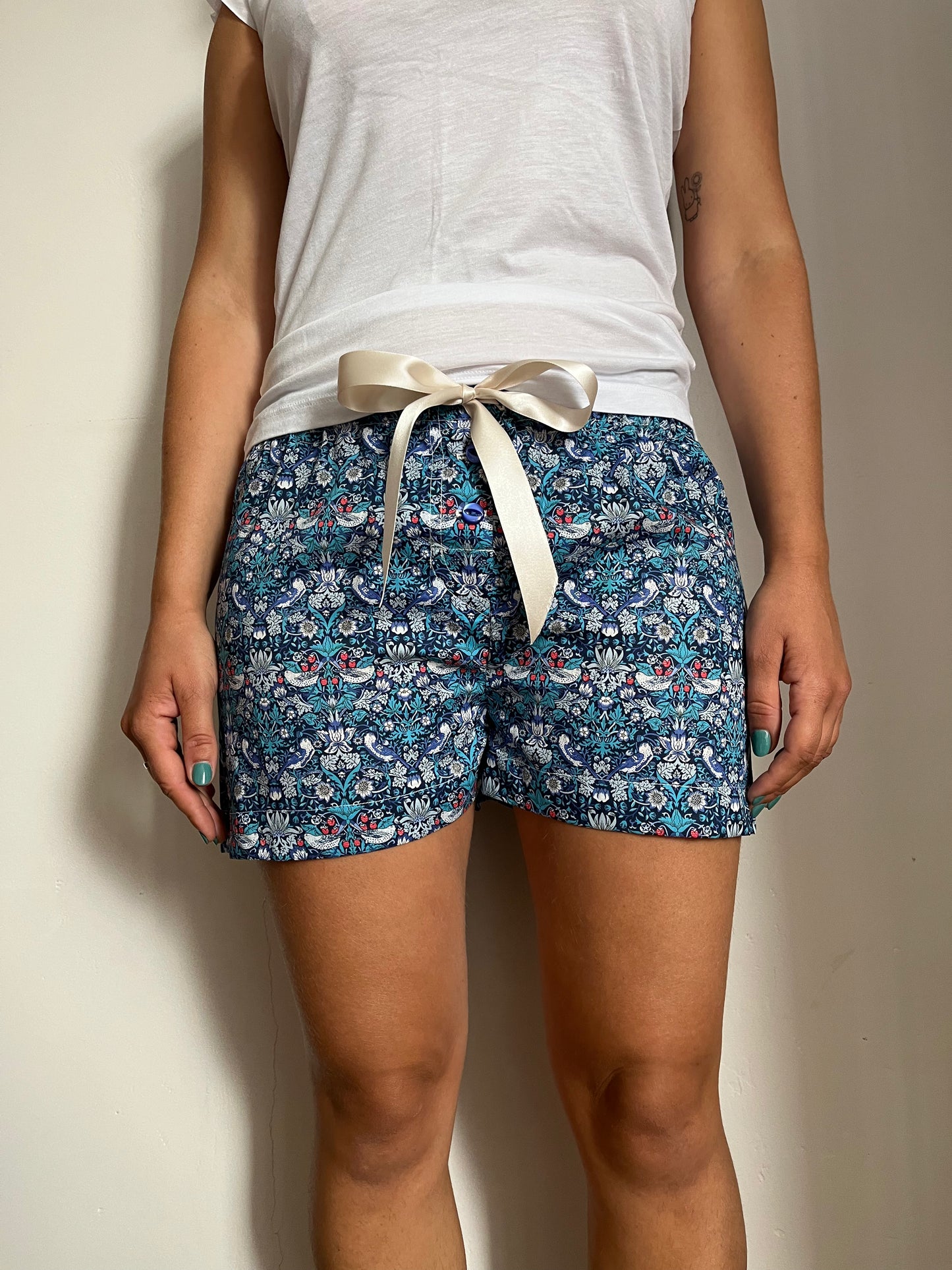Strawberry Thief Red-Blue Shorts